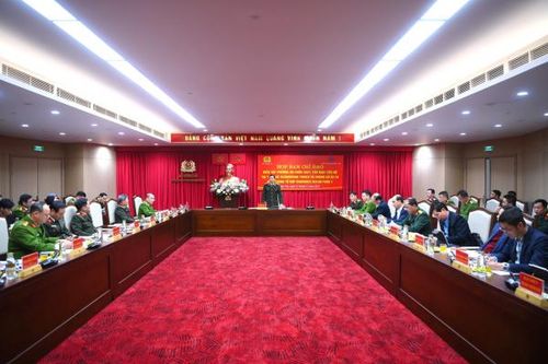 Họp Ban Chỉ đạo diễn tập phương án chữa cháy, cứu nạn, cứu hộ tại các tòa nhà cao tầng ở Hà Nội