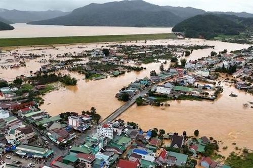Thủy điện dày đặc và đợt lũ bất thường ở miền Trung, Tây Nguyên