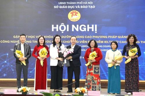 100 giáo viên Hà Nội tham gia khóa bồi dưỡng ứng dụng công nghệ thông tin tại Úc