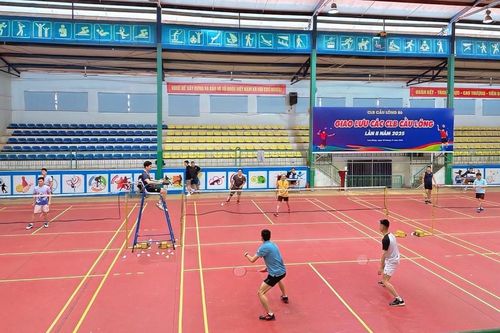 Giải giao lưu các câu lạc bộ Cầu lông lần thứ II năm 2025