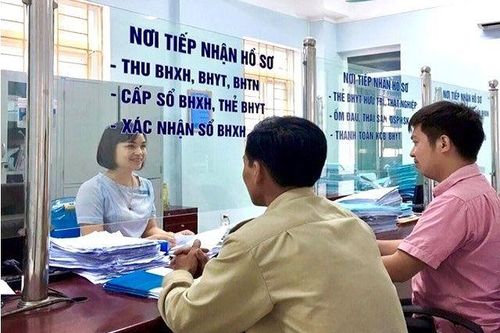 Từ ngày 30/11/2025, doanh nghiệp chậm đóng, trốn đóng bảo hiểm thất nghiệp phải nộp thêm số tiền 0,03%/ngày
