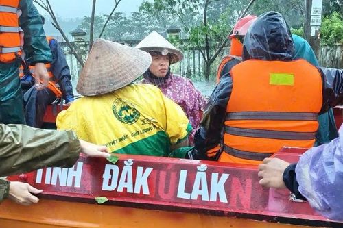 Bác tin đồn 'hàng trăm người chết do lũ' ở Đắk Lắk
