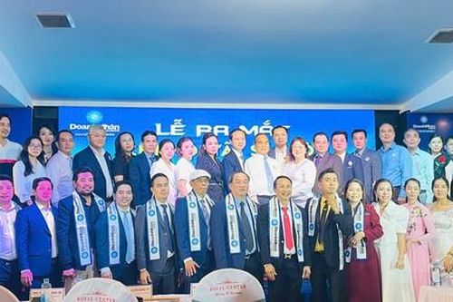 Ủng hộ 40 triệu đồng cho quỹ vì người nghèo của 4 xã
