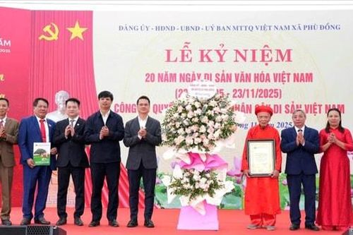 Phù Đổng đón nhận Quyết định công nhận Cây di sản Việt Nam