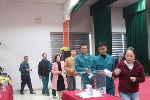 Các phường Đông Ngạc, Xuân Phương, Tây Mỗ, Phú Diễn ủng hộ đồng bào miền Trung
