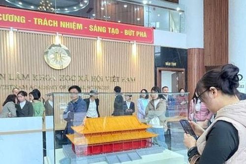 Trưng bày thành tựu nghiên cứu của Viện Hàn lâm Khoa học Xã hội Việt Nam