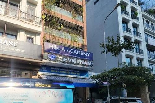 Xe hợp đồng lấn át xe tuyến cố định: Cần chấm dứt cạnh tranh thiếu lành mạnh