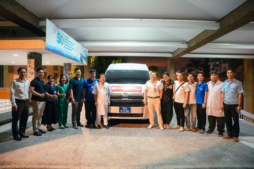 Thực hiện chỉ đạo của Bộ Y tế, Bệnh viện Thống Nhất hỗ trợ y tế Khánh Hòa