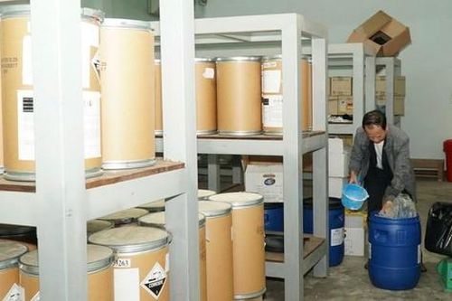 Bộ Y tế hỗ trợ kịp thời thuốc, hóa chất giúp các tỉnh khu vực miền Trung ứng phó, khắc phục hậu quả mưa lũ