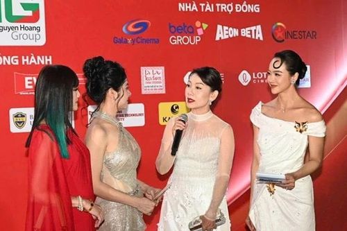 Tôn vinh bản sắc và hội nhập quốc tế