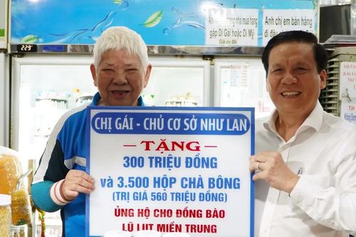 Chủ cơ sở Như Lan ủng hộ tổng trị giá 860 triệu đồng người dân vùng bão lũ