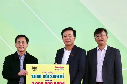 Bình Điền trao 1.600 gói sinh kế giúp nông dân Thanh Hóa tái thiết sản xuất sau bão lũ