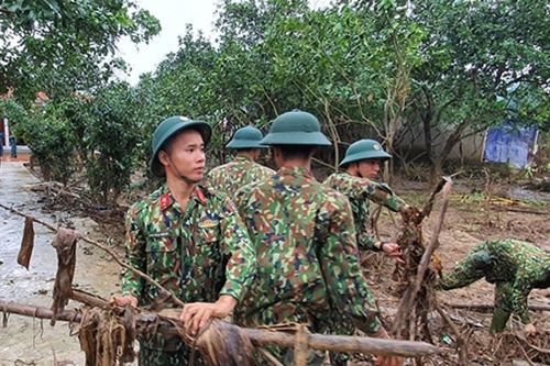 Bộ Quốc phòng chỉ đạo khẩn trương khắc phục hậu quả mưa lũ tại Nam Trung Bộ