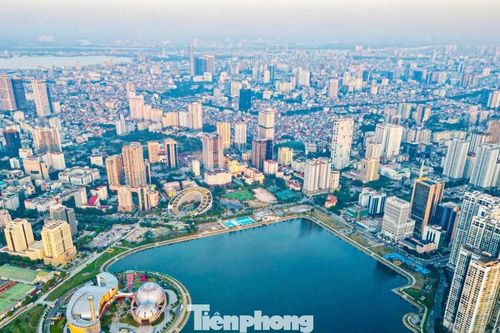 CV1 Cầu Giấy 'lột xác': Từ điểm nóng ô nhiễm thành công viên sạch chỉ sau một chiến dịch