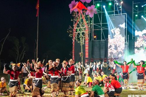 Nghệ An phát huy giá trị văn hóa dân tộc thiểu số gắn với phát triển du lịch