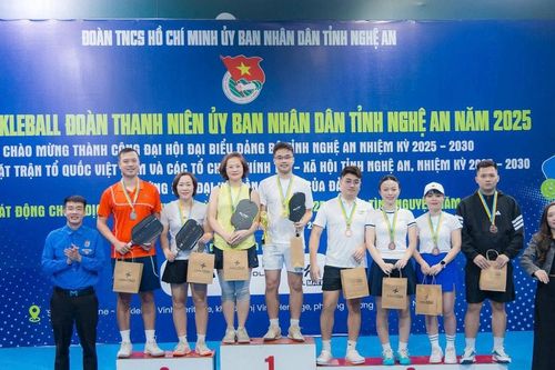 Đoàn Thanh niên UBND tỉnh Nghệ An tổ chức thành công giải pickleball năm 2025