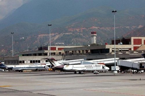 Nhiều hãng hàng không hủy chuyến bay khởi hành từ Venezuela sau cảnh báo của Mỹ