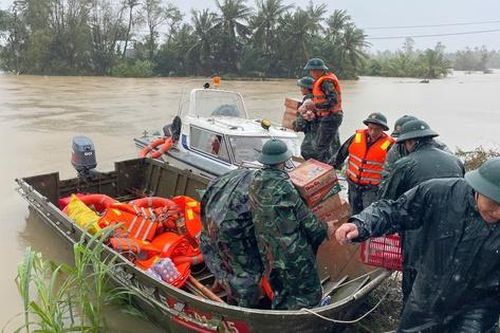 Chính phủ chi thêm 1.100 tỷ đồng cứu trợ 4 tỉnh sau mưa lũ lịch sử