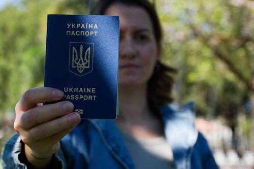 'Bị trục xuất bất cứ lúc nào': Gần 200.000 người Ukraine sống trong lo sợ ngay trên đất Mỹ
