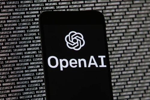 OpenAI và Foxconn hợp tác thiết kế và sản xuất phần cứng AI