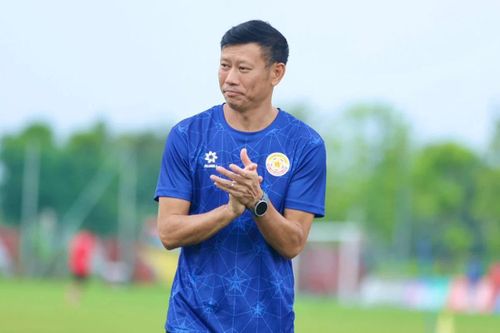 PVF-CAND chia tay HLV Thạch Bảo Khanh; Man City và Liverpool thua sốc