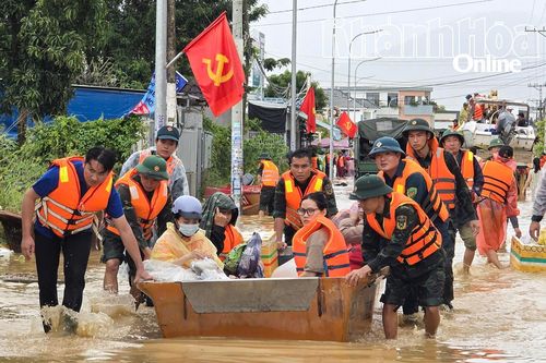 Tập trung toàn lực ứng phó, khắc phục hậu quả mưa lũ