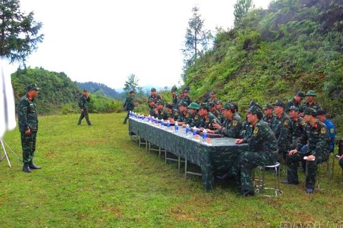 Chuẩn bị diễn tập Chỉ huy - cơ quan 1 bên 1 cấp có một phần thực binh bắn chiến đấu