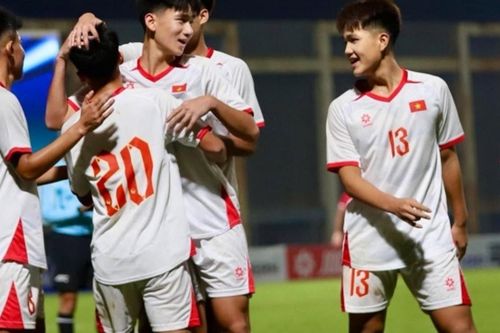 Malaysia thắng 13-0, U17 Việt Nam tạm mất ngôi đầu bảng C