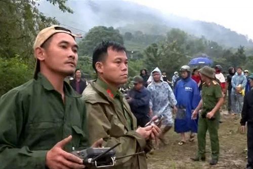 Biểu dương người điều khiển drone cứu người trong lũ dữ