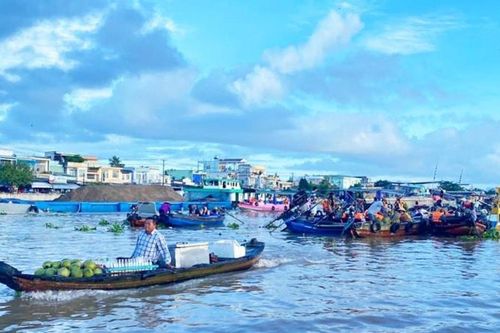 Lần đầu trải nghiệm đi chợ nổi
