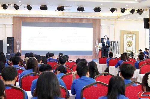 Tập huấn kiến thức, kỹ năng khởi nghiệp cho sinh viên dân tộc thiểu số
