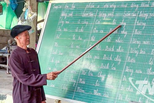 Giữ gốc văn hóa của người Sán Dìu
