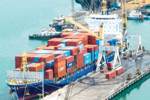 'Trục xoay' phát triển kinh tế liên vùng