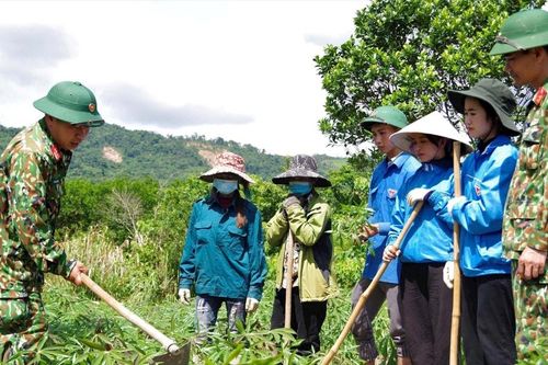 Đoàn Kinh tế - Quốc phòng 337: 'Đem tài dân, sức dân, của dân làm lợi cho dân'