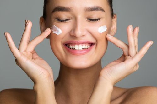 Bí quyết dưỡng ẩm để da mềm mịn suốt mùa đông