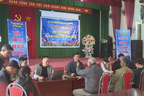 Tổ chuyển đổi số cộng đồng vì nhân dân phục vụ