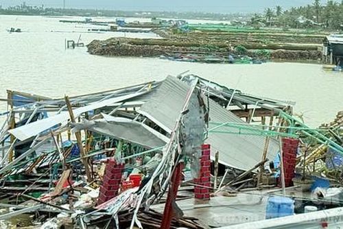Quặn lòng trước những hình ảnh nhà cửa của người dân Đắk Lắk điêu tàn, xác xơ sau mưa lũ