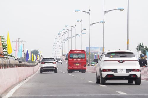 Cầu Bình Triệu 1 thông xe, giảm ùn tắc cửa ngõ đông bắc TP.HCM