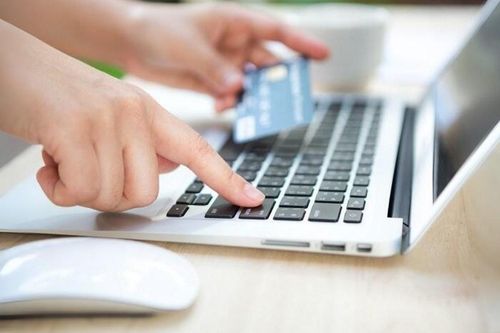 Mới nhất: Những trường hợp nào bị cưỡng chế trừ lương, tiền trong tài khoản ngân hàng?