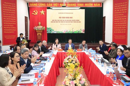 'Đánh thức' hệ giá trị văn hóa của từng tộc người