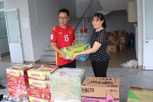 Khánh Hòa: Hỗ trợ 4 tấn nhu yếu phẩm đến bà con vùng lũ