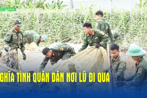 Nghĩa tình quân dân nơi lũ đi qua