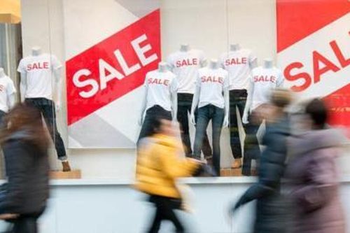 Giảm giá sâu: cẩn trọng trước chiêu xả hàng lỗi, hàng cũ