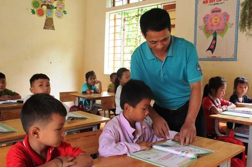 Hành trình con chữ giữa đại ngàn Pù Huống