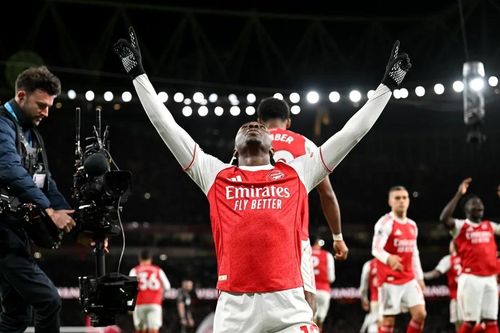 HLV Tottenham xin lỗi người hâm mộ vì thất bại 'cực kỳ đau đớn' trước Arsenal