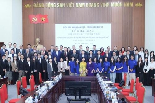 Vun đắp tình hữu nghị giữa nhân dân Việt Nam-Trung Quốc trong giai đoạn mới