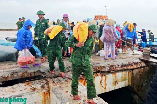 BĐBP tỉnh Gia Lai: Triển khai lực lượng giúp nhân dân khắc phục hậu quả mưa lũ