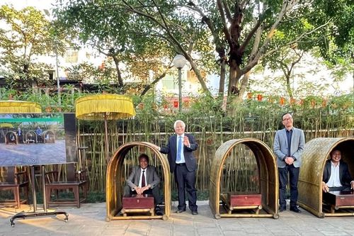 Ứng dụng 'Việt Nam Diệu Sử': Kết nối quá khứ với tương lai