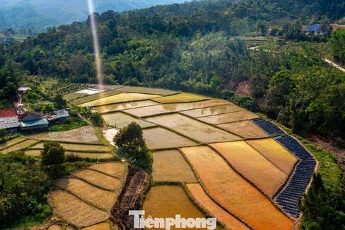 Khung cảnh không phải ai cũng biết trên đỉnh Kỳ Thượng