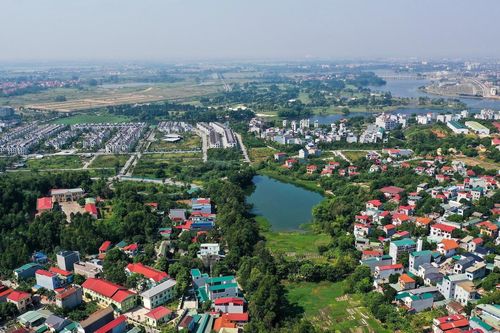 Khi người dân phải 'mua lại đất của mình'